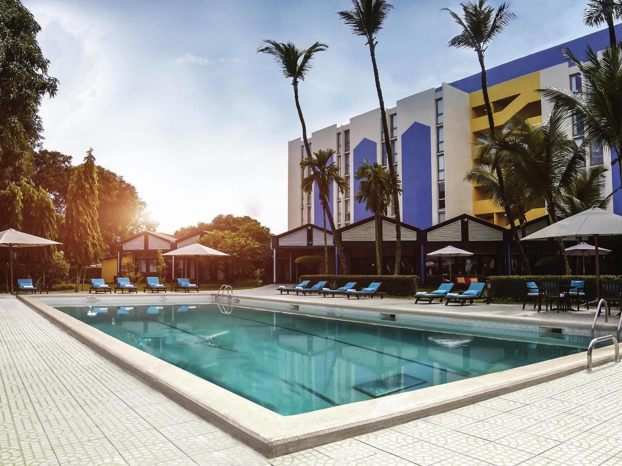 Douala Rabingha Hotel Exterior foto